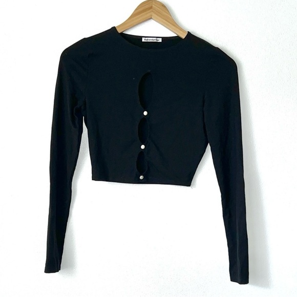 Reformation Tops - Reformation Long Sleeve Crop Top